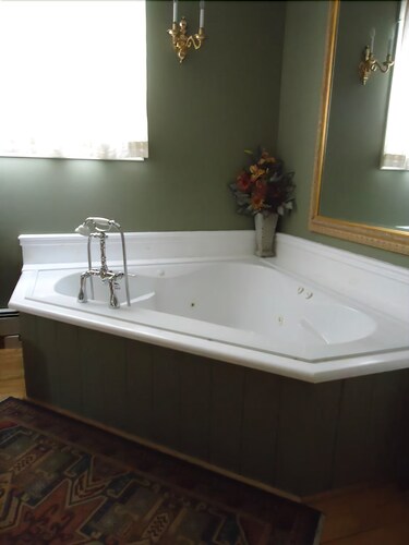 Jetted Tub