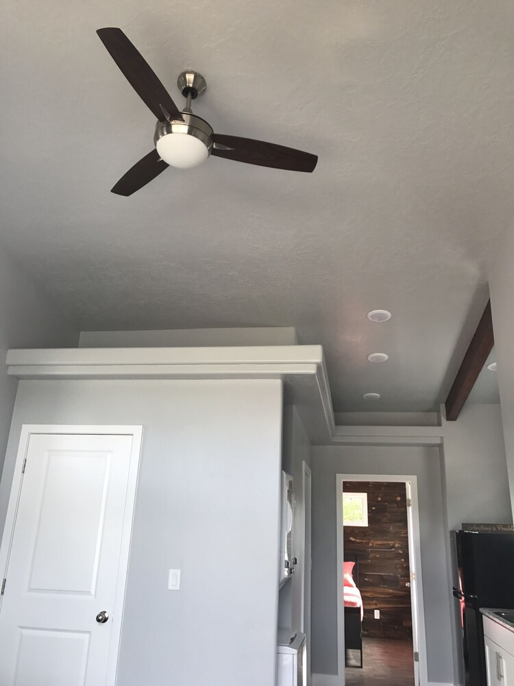 Luxury Cabin, 1 Bedroom, Kitchenette - Living Area