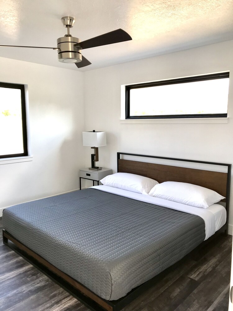 Luxury House, 2 Bedrooms, Mountain View - Room