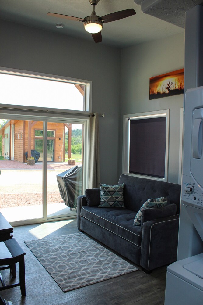 Luxury Cabin, 1 Bedroom, Kitchenette - Living Room