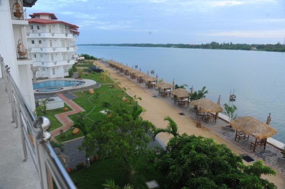 Hotel Front