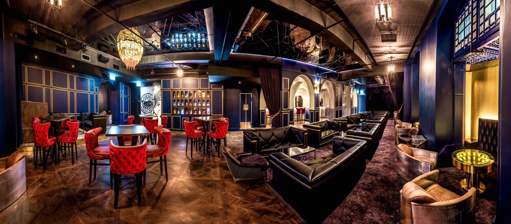 Hotel Bar