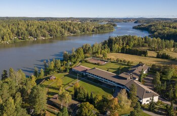 Hopeaniemi Resort
