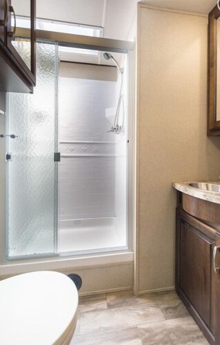 Grand Mobile Home, 1 Queen Bed, Mountain View - Room Amenity