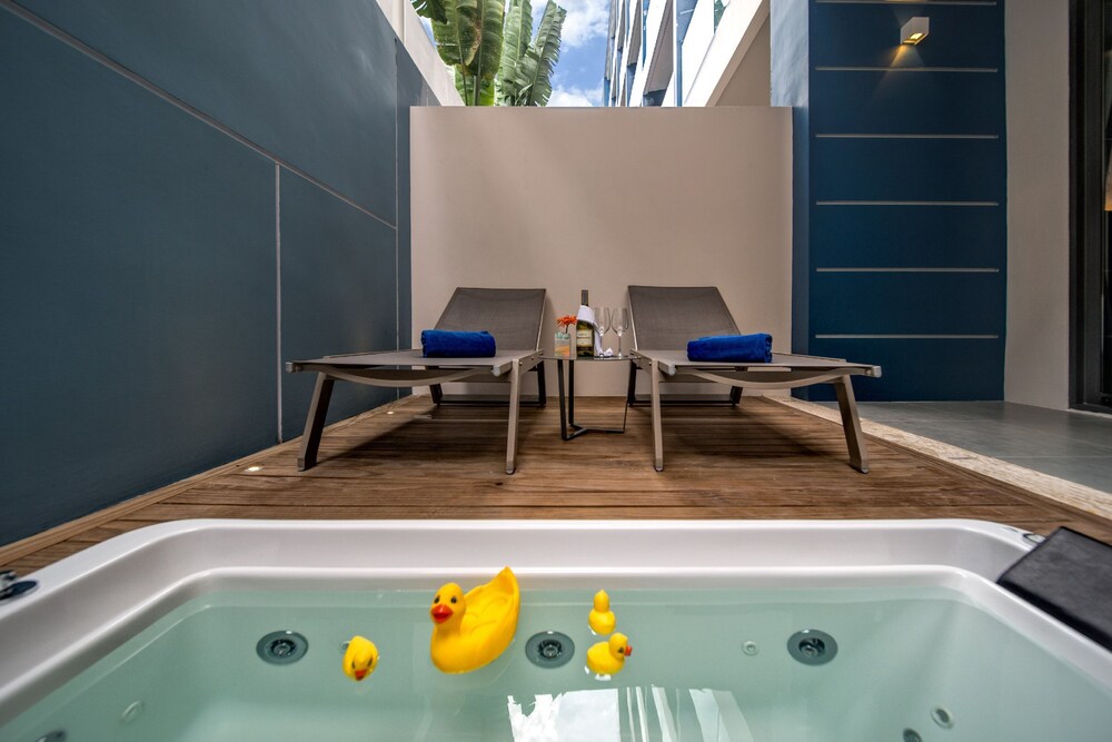 Jetted Tub