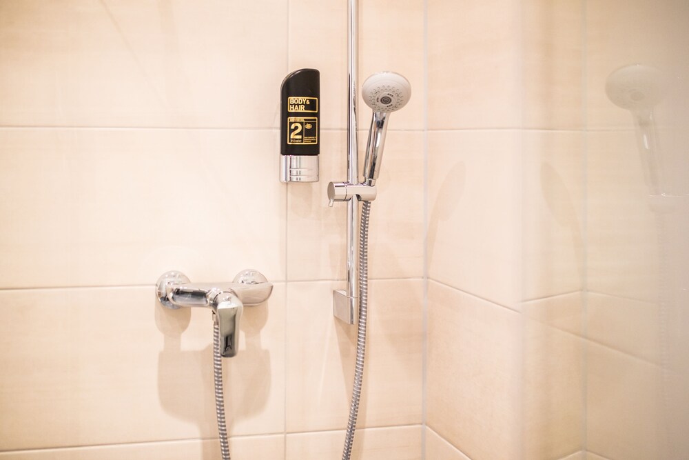 Dusche im Bad