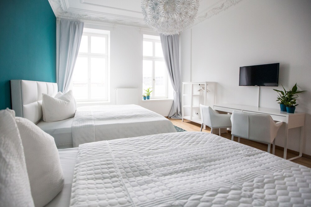 Zimmer (Vierbettzimmer, Gemeinschaftsbad)