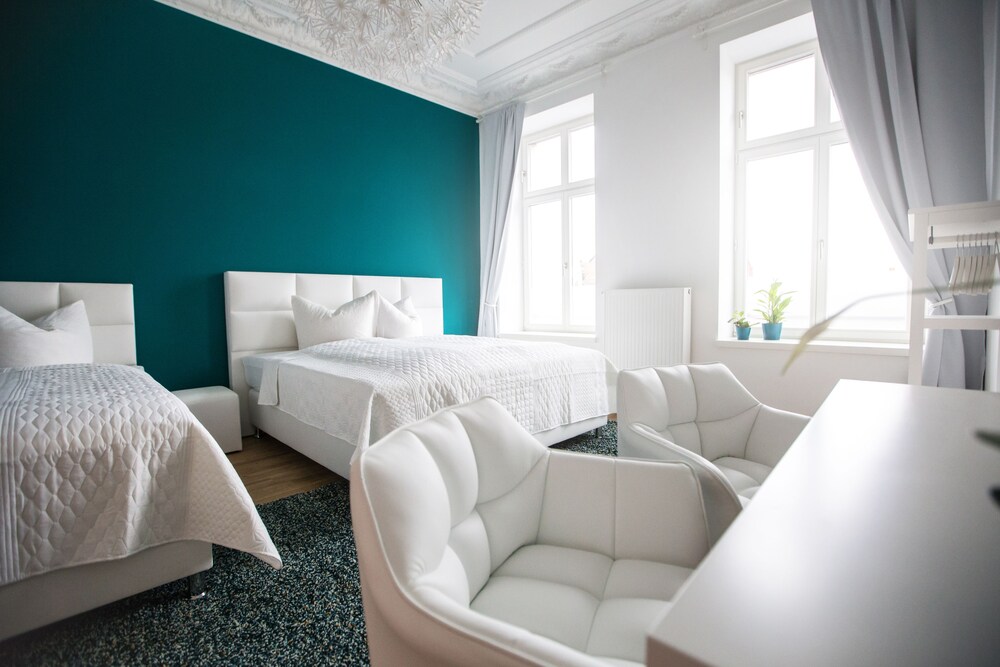 Zimmer (Vierbettzimmer, Gemeinschaftsbad)