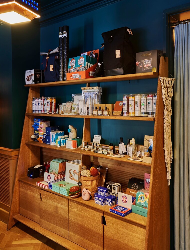 Snack Bar