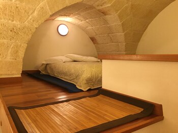 Levante Rooms