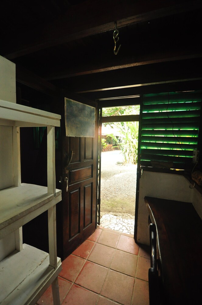 Bungalow - Living Area