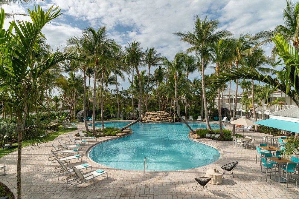 Outdoor pool, Havana Cabana at Key West