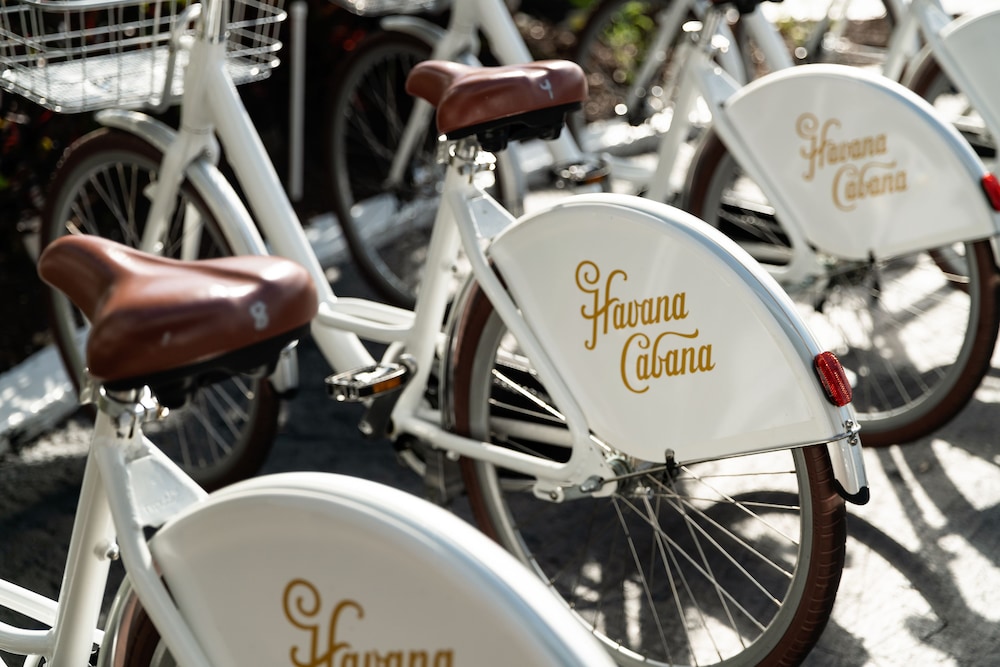 Bicycling, Havana Cabana at Key West