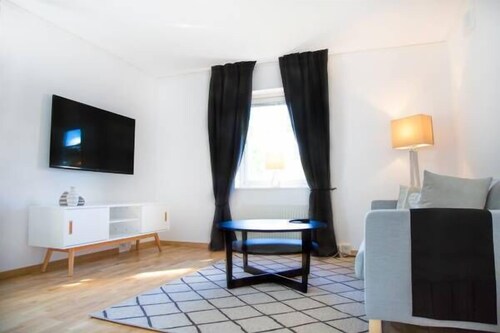 Easy Livin Apartment Hotel by Stubor