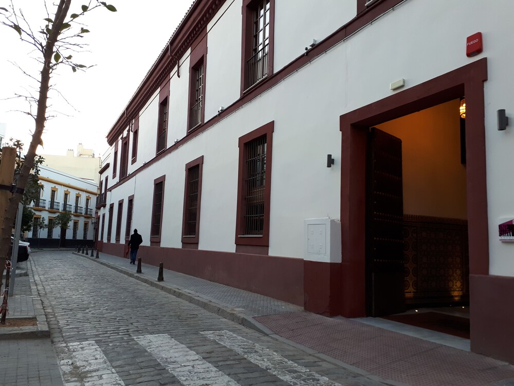 Fachada del hotel