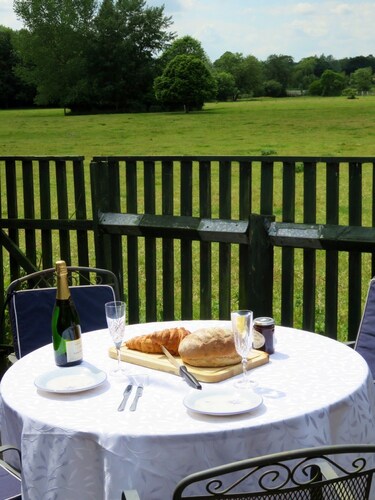 Long Melford Grade II listed Meadowview Cottage