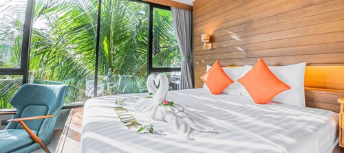J4 Hotel Samui - SHA Plus