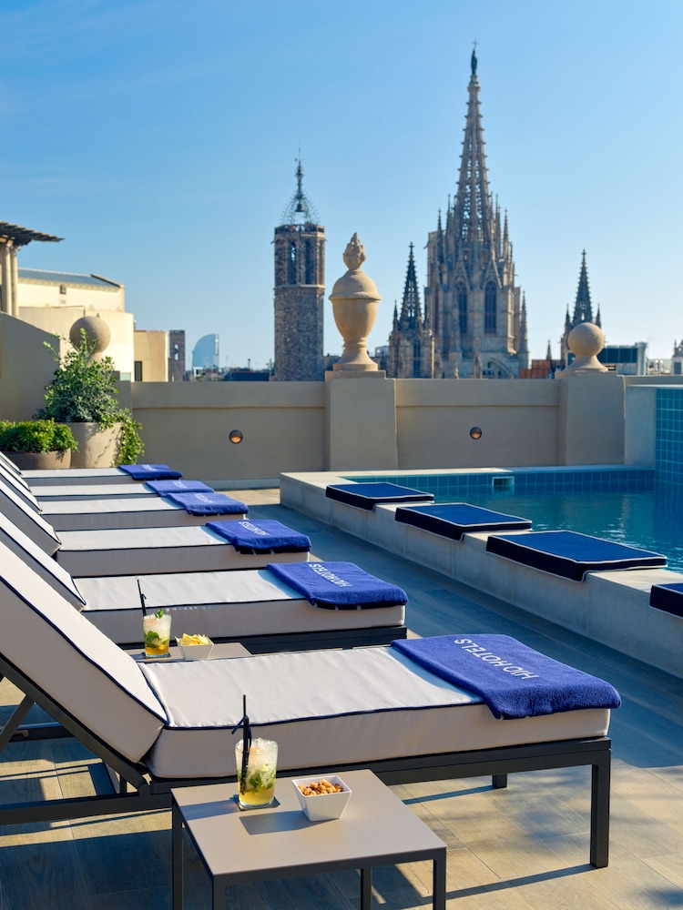 Piscina en la terraza