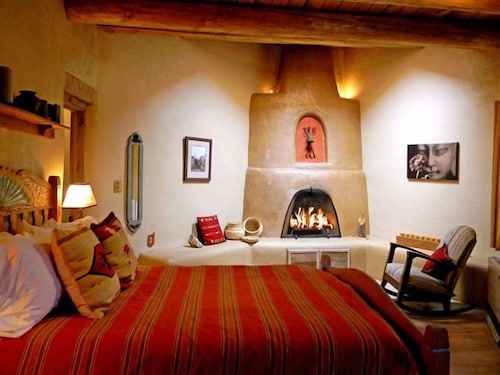 Adobe de Artista 1 - Semi Secluded Million Dollar Views with Private Hot Tub