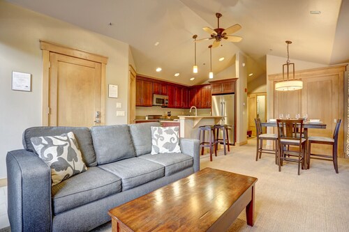 Luxurious Hideaway on Main Street in the Heart of Everything! Limited Summer Availability!
