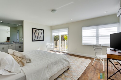 New Construction - Bathed in Sunlight- Steps Away from UM!