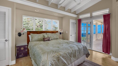 Anini Beach House By Parrish Kauai - OCEANFRONT ON ANINI BEACH GREAT FOR THE FAM