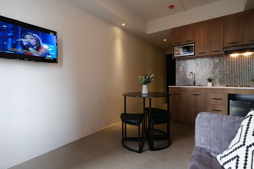 Room, 1 Bedroom - Living Area
