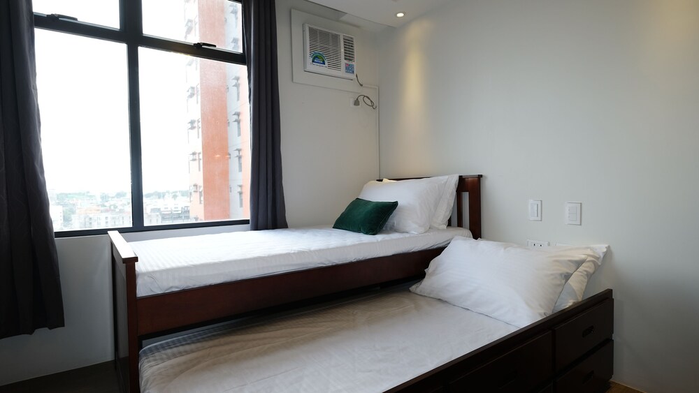 Studio - Guestroom