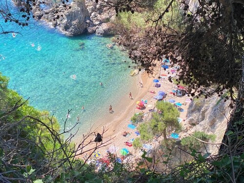 WONDERFUL PLACE IN A GREAT LOCATION.