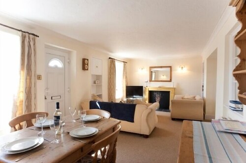 Very comfortable holiday cottage in ideal location close to Fowey, Eden Project and Luxulyan Valley