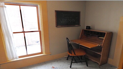 1868 CARRIAGE HOUSE-QUAINT + COZY -PERFECT ESCAPE-20 MIN TO OKEMO!
