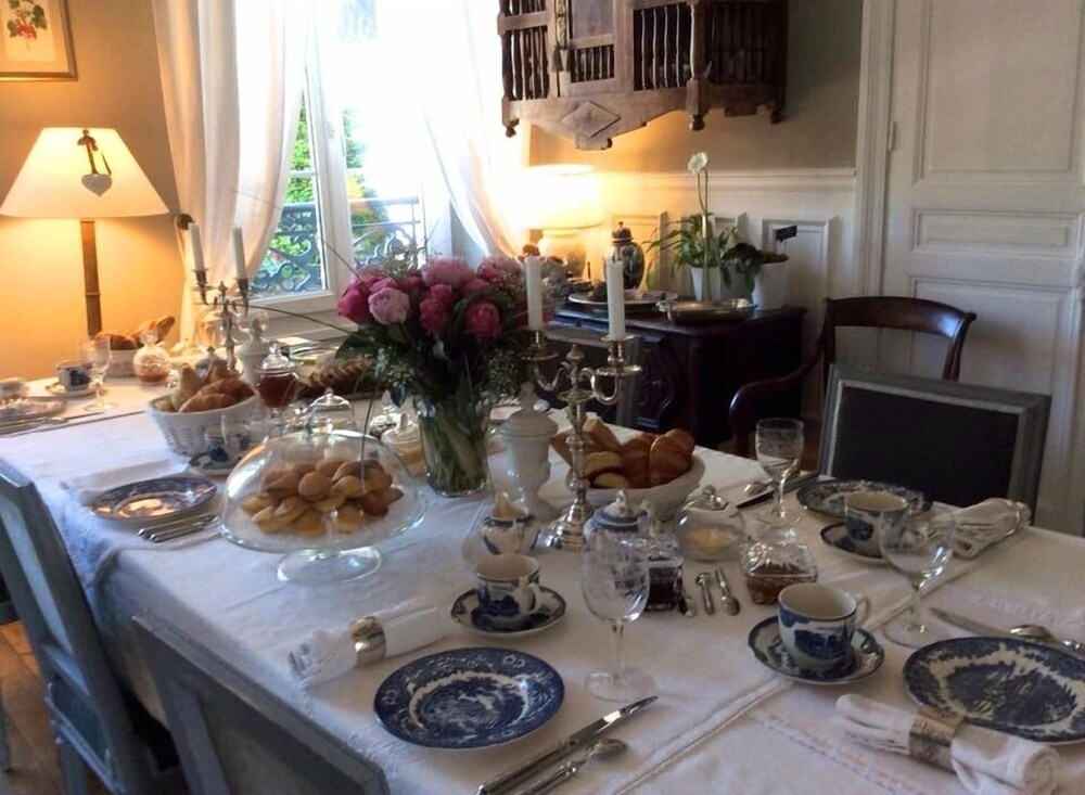 Salle de petit-déjeuner