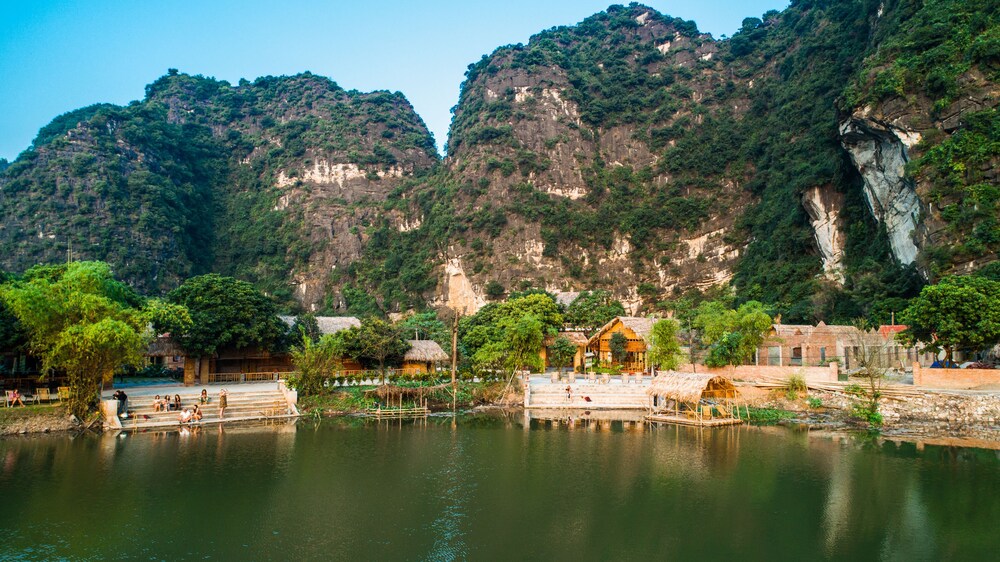 Lake View