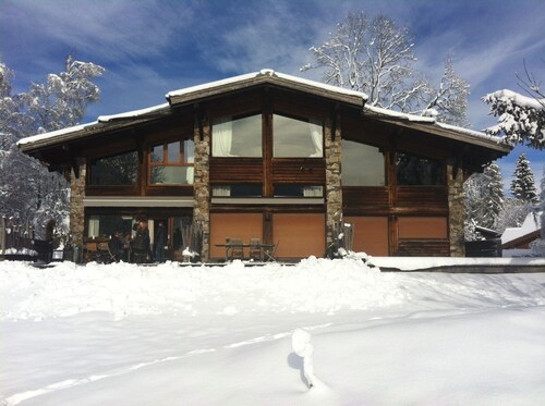 Chalet appartement vue imprenable sur le village de MEGEVE et Mont d'ARBOIS.
