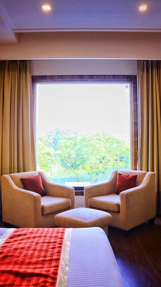 Guestroom View