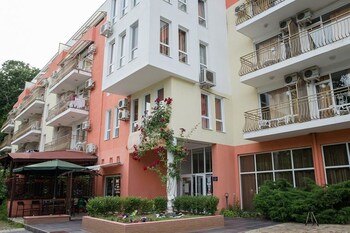 Golden Horn Hotel