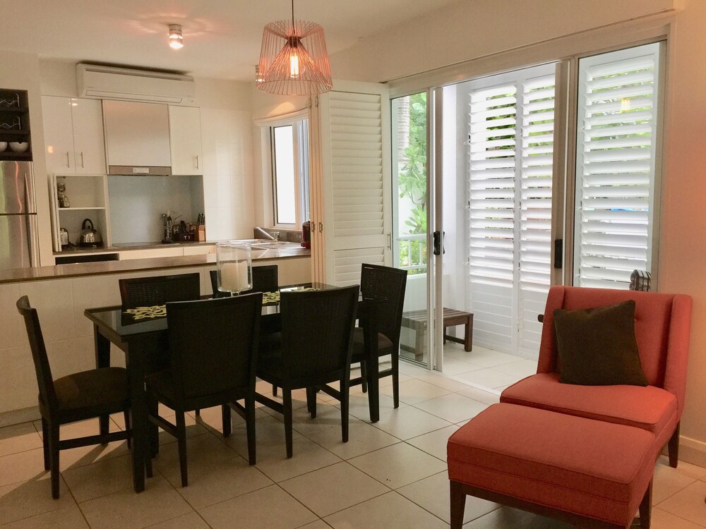 Villa, 3 Bedrooms, Pool Access - Room Service - Dining