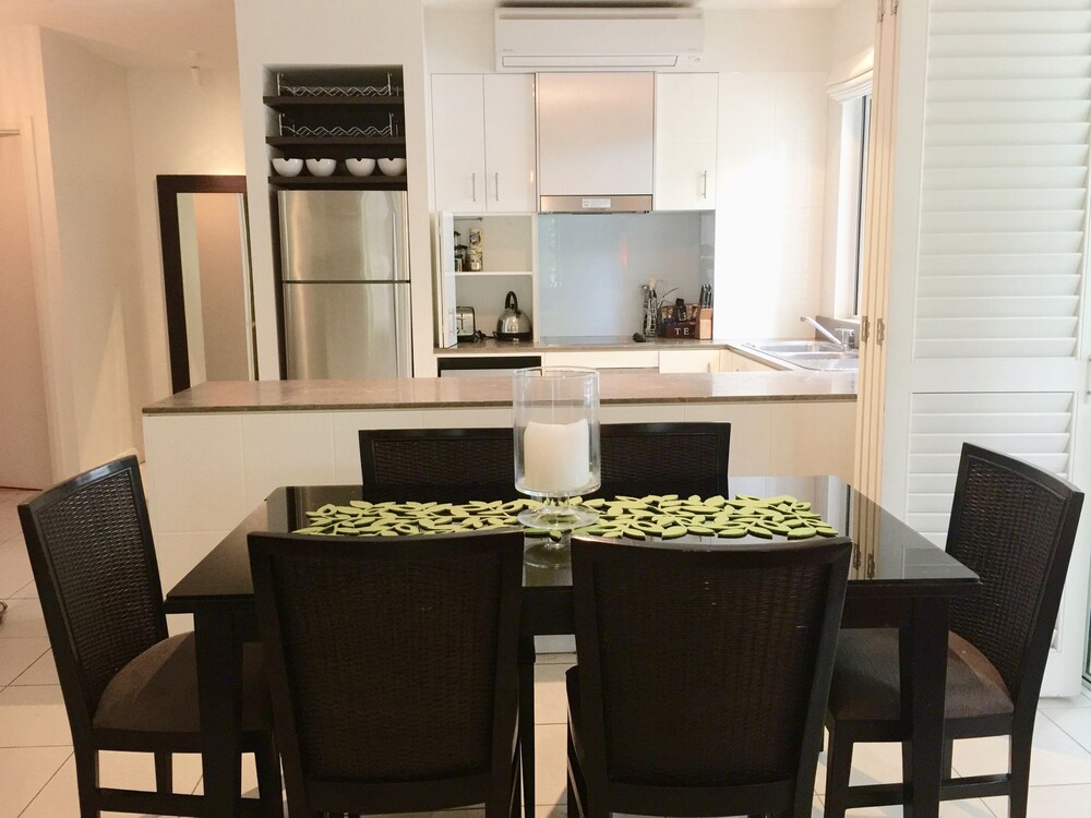 Villa, 3 Bedrooms, Pool Access - In-Room Dining