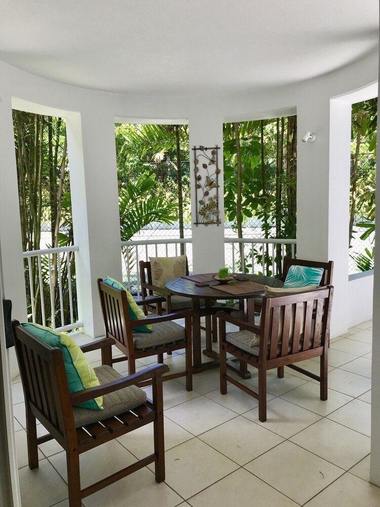 Villa, 3 Bedrooms, Pool Access - In-Room Dining