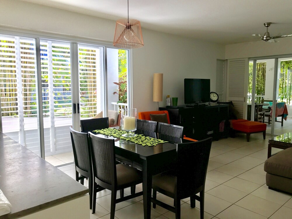 Villa, 3 Bedrooms, Pool Access - In-Room Dining