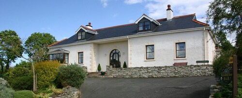 Willowbank House