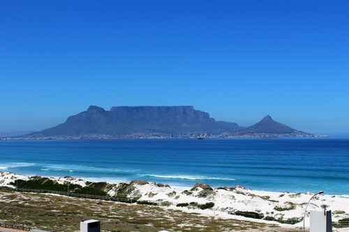 Spectacular Views Blouberg Beachfront