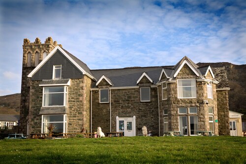 Min-Y-Mor Hotel