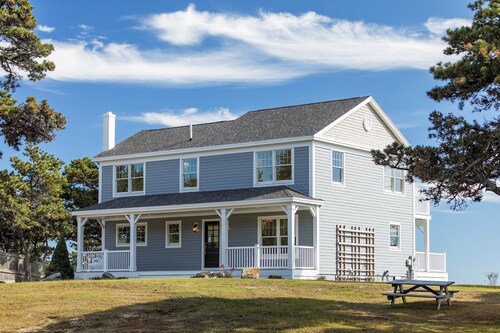 Driftwood Beachfront Luxury Home Magnificent Ocean Views