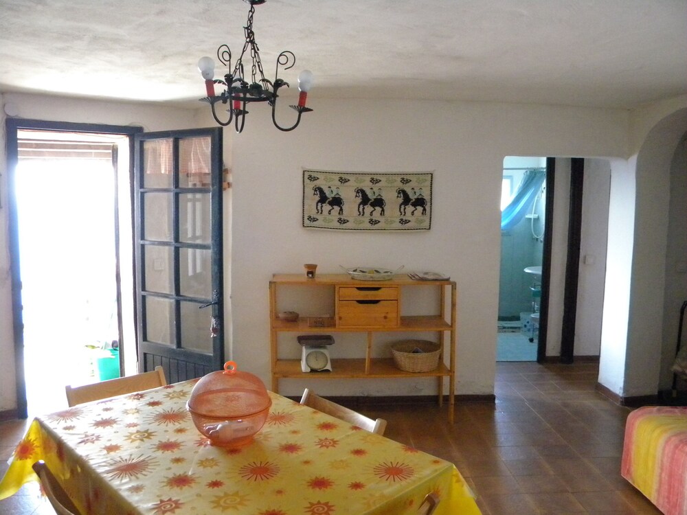 House, 2 Bedrooms - In-Room Dining