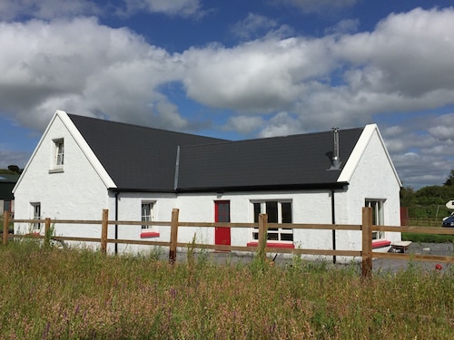 Casa Ceol - tranquil country setting by Ennis