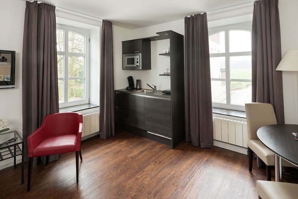 Wohnbereich (Comfort-Doppelzimmer, Kochnische)