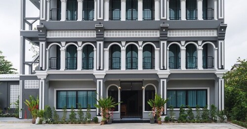 เดอะ บีสวาน่า ภูเก็ต