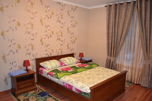 Hotel July