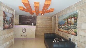 NJ HOTEL